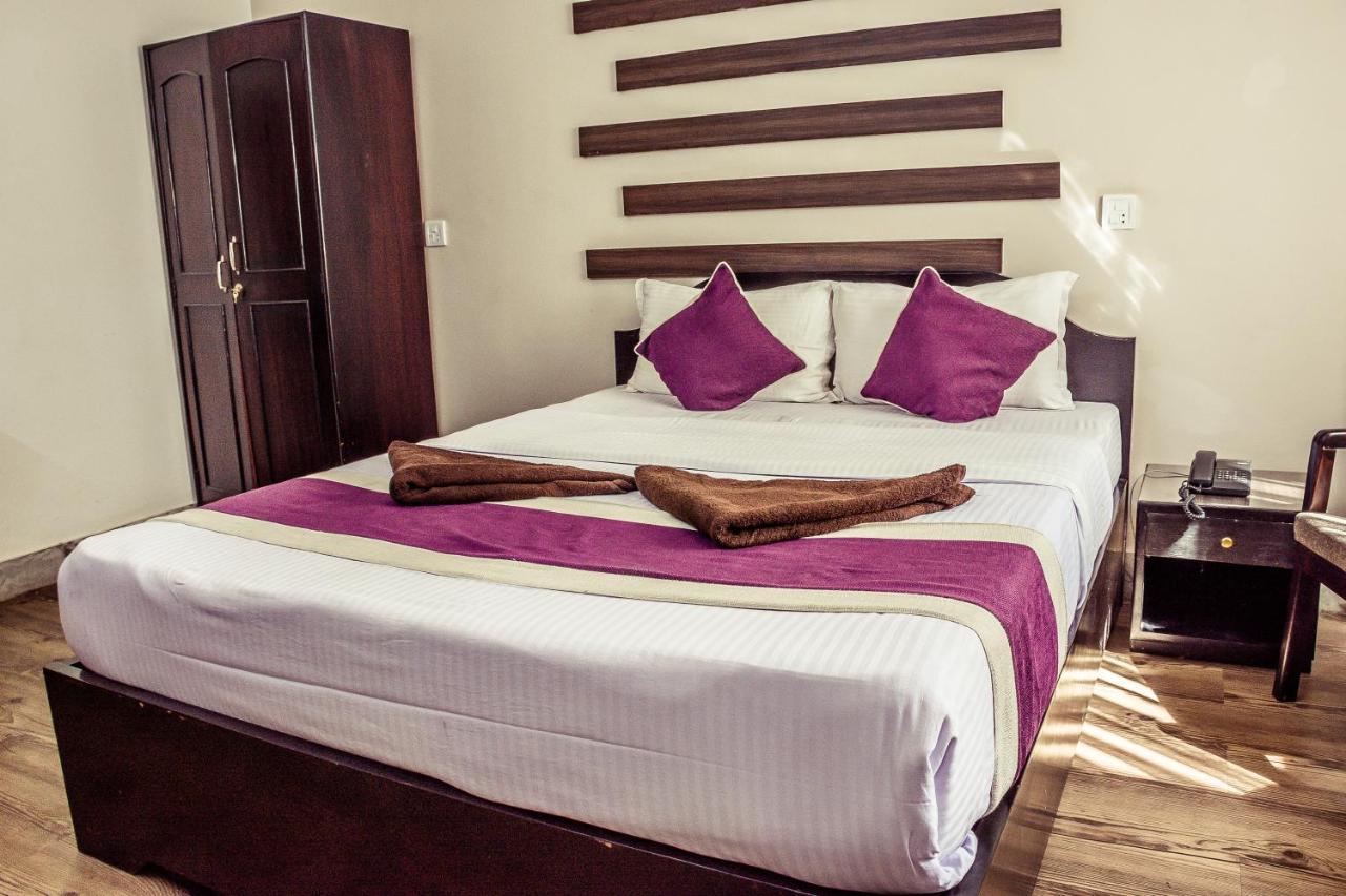 Ausfinn Hotel Metro Inn Katmandu Kültér fotó